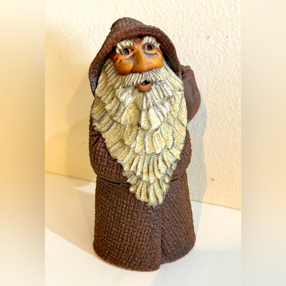VTG Artisan Pottery Gnome Windridge House Surrey BC Canada Figure